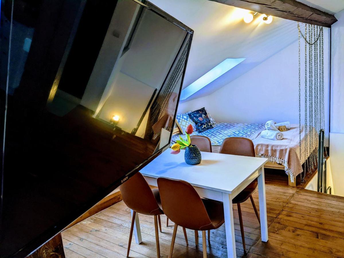 Honey I'M Home Apartments Велико Търново Екстериор снимка
