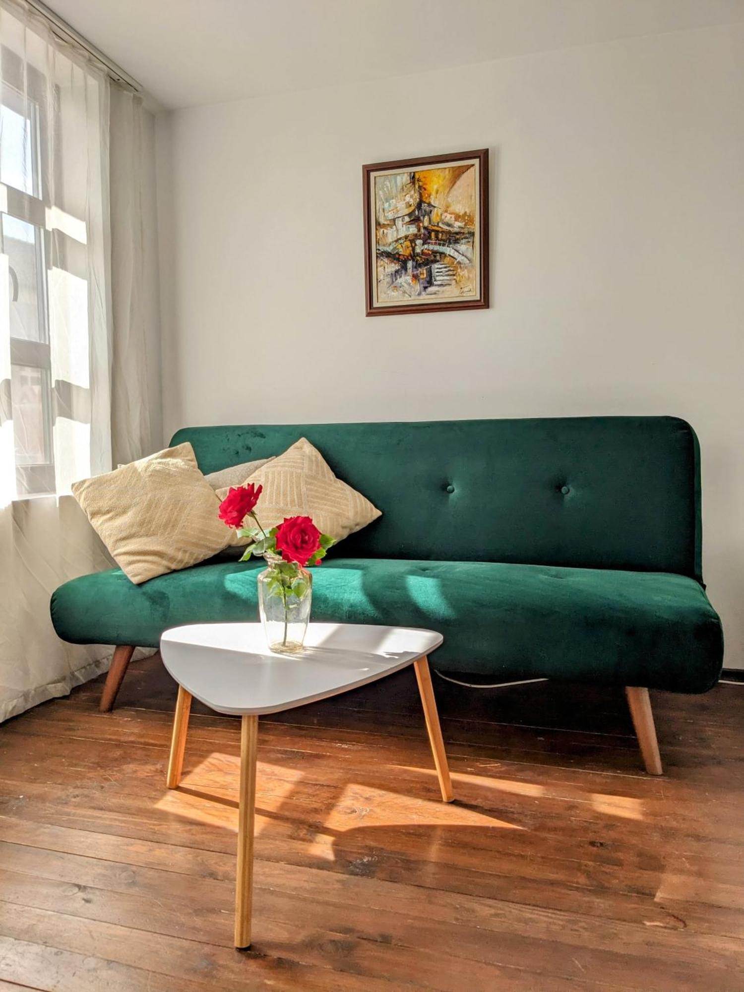 Honey I'M Home Apartments Велико Търново Екстериор снимка